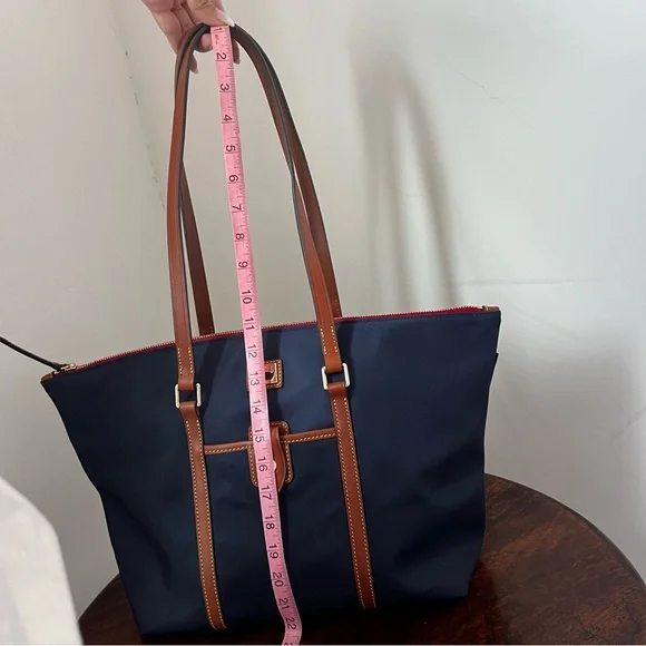 Dooney & Bourke Wayfarer Zip Tote